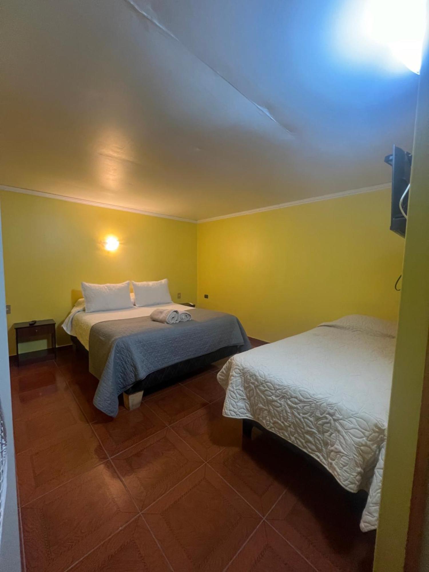 Hostal Apanantor 1 Сан-Педро-де-Атакама Екстер'єр фото
